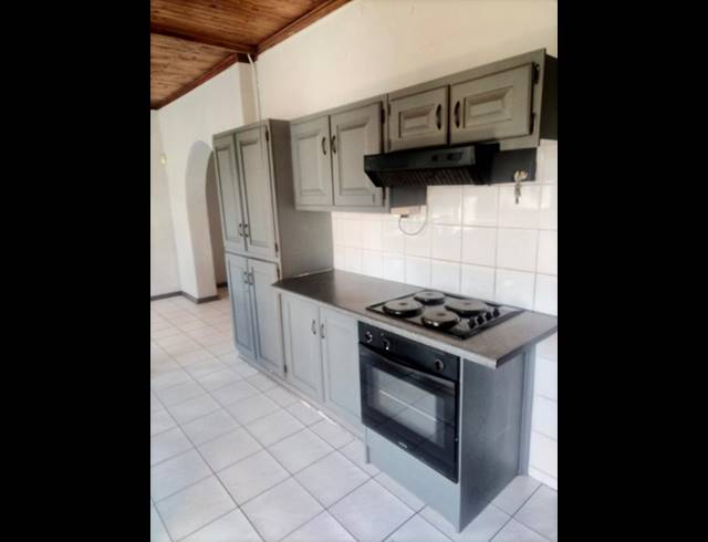 3 BEDROOM HOUSE FOR SALE IN VANDERBIJLPARK CW 1